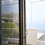 아파트 Anoi Tholos