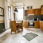 Anoi Tholos Apartment *