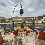 Apartment Anoi Tholos *