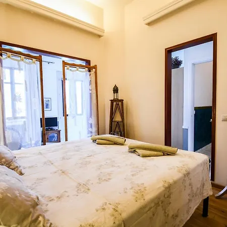 Διαμέρισμα Anoi Tholos