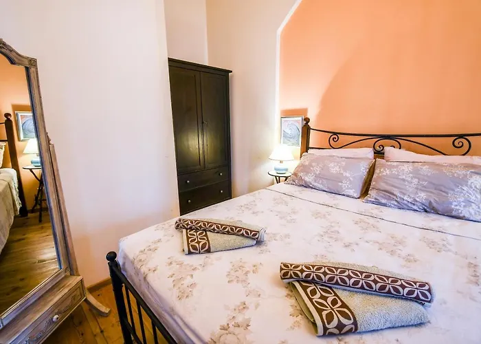 Apartament Anoi Tholos *